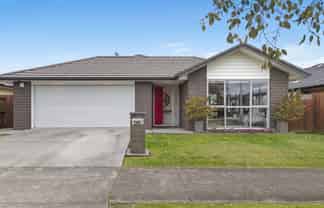 33 McNally Road, Pukekohe