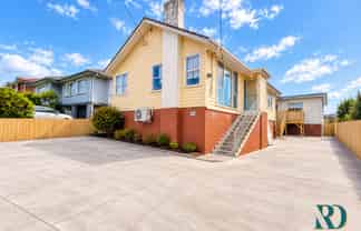 8 Plumley Crescent, Mangere