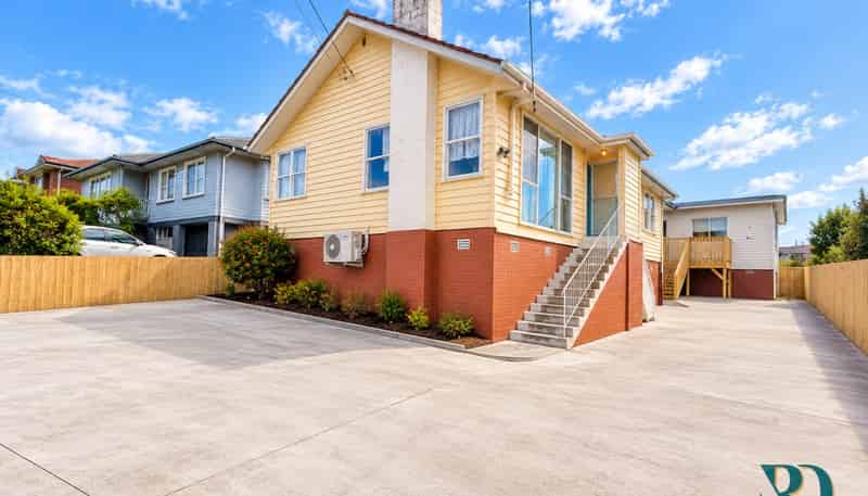 8 Plumley Crescent, Mangere