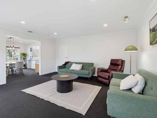 8 Aintree Crescent, Awapuni