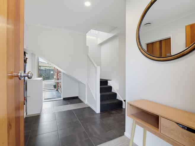 8 Aintree Crescent, Awapuni