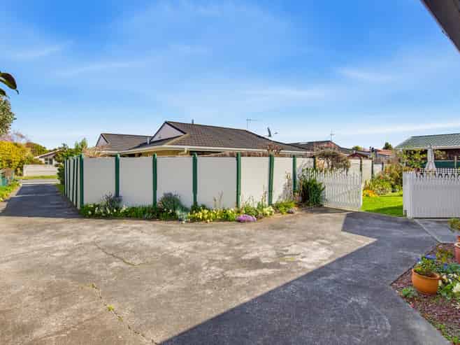 43 Belvedere Avenue, Waikanae