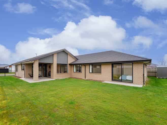 5 Acrasia Street, Lincoln
