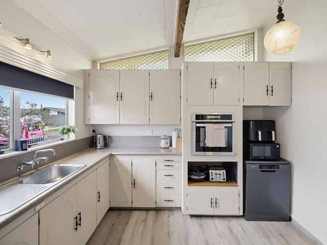 63 Lanark Crescent, Tamatea