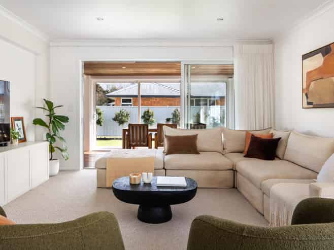3 Sterling Park, Lytton West