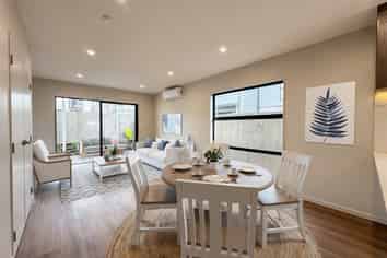 4/145 Richardson Road, Mount Albert