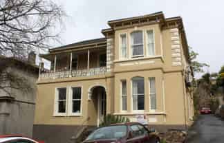 Room  8/8 Pitt Street, North Dunedin