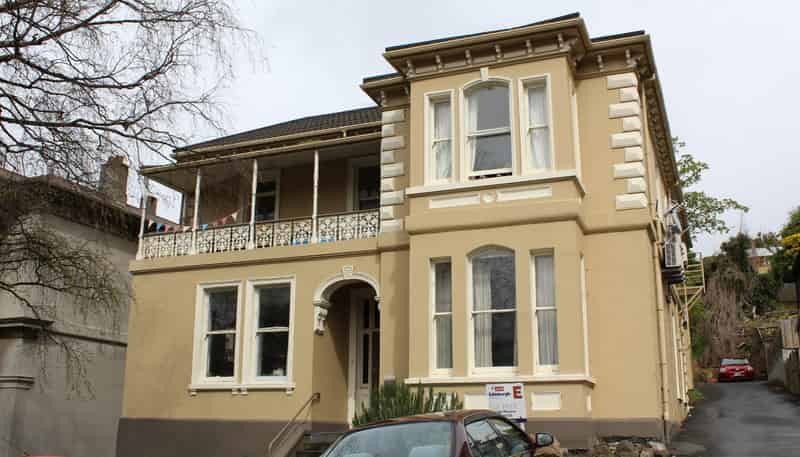 Room  8/8 Pitt Street, North Dunedin
