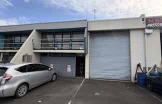 Functional Otahuhu industrial unit - 170sqm