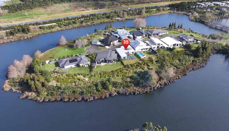 35 Double Bay Road, Pyes Pa