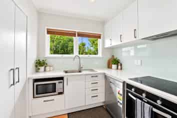 2/7 Owens Road, Devonport