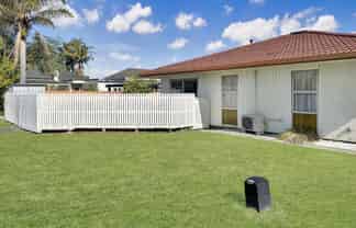 802 Queen Street West, Saint Leonards