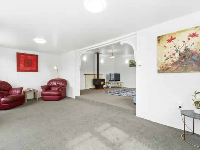 12 Raukawa Grove, Wallaceville