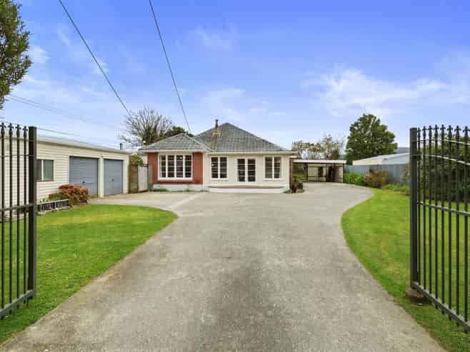 12 Raukawa Grove, Wallaceville