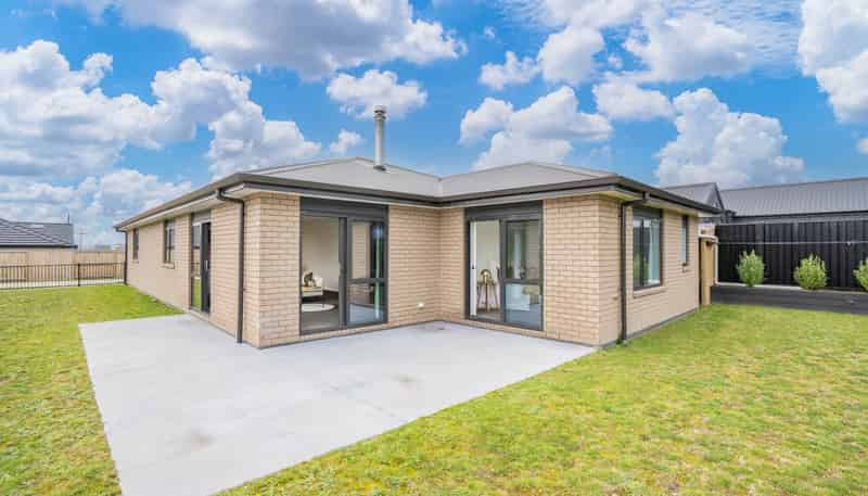 111 Harakeke Drive, Wharewaka