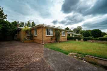 23 Greta Street, Glenview