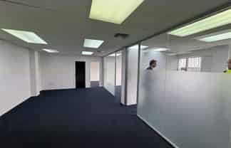 WELL-PRESENTED NEWMARKET OFFICE