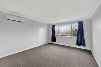 8 Fulton Street, Gladstone