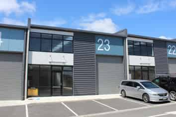 Modern High-Stud Warehouse | 268sqm | Wiri