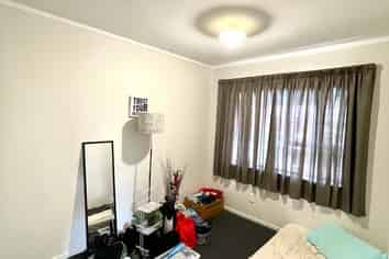 3/8  Koromiko Street, New Lynn