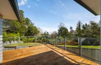 128 Korokoro Crescent, Thames
