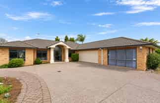 60 Pembroke Drive, Bethlehem