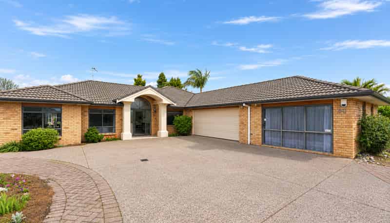 60 Pembroke Drive, Bethlehem