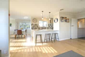 96 The Ridgeway, Stoke