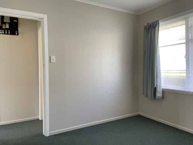 1/35 Dunns Street, Silverstream
