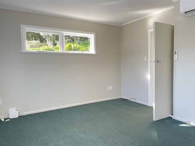 1/35 Dunns Street, Silverstream
