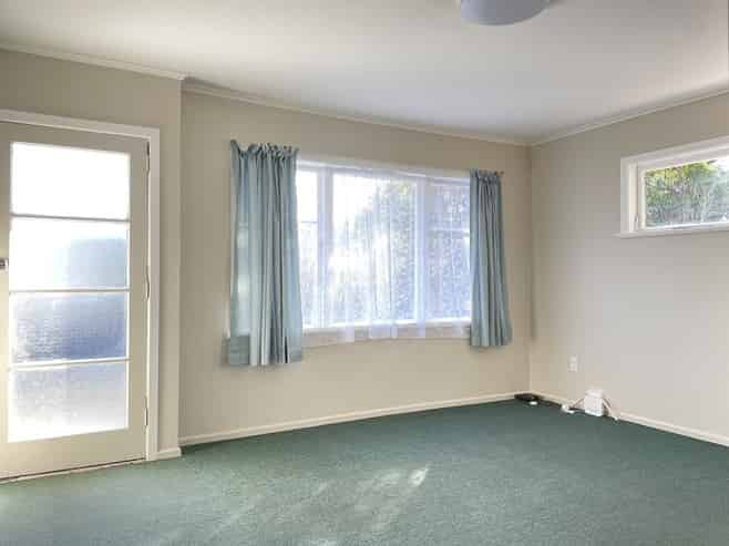 1/35 Dunns Street, Silverstream