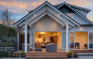 77 Tomes Road, Saint Albans