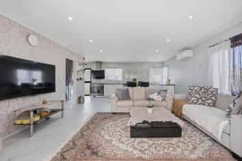 1/19 Glenlea Place, Flat Bush