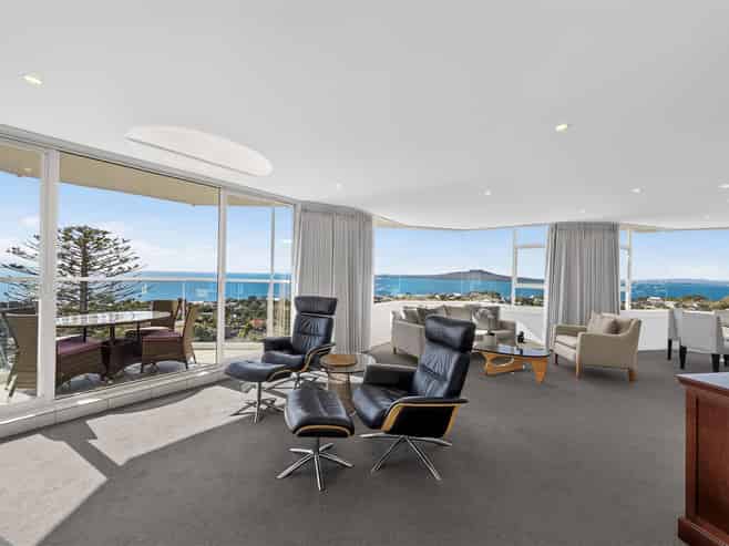  10/90 Kitchener Road, Milford