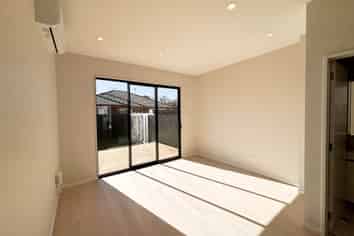 4/113 Moore Street, Howick