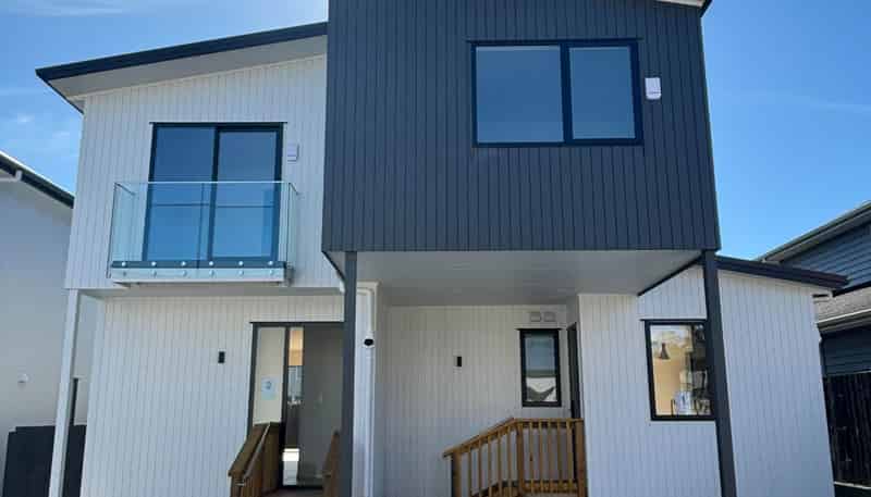 4/113 Moore Street, Howick