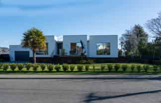 218 Riverlaw Terrace, Saint Martins