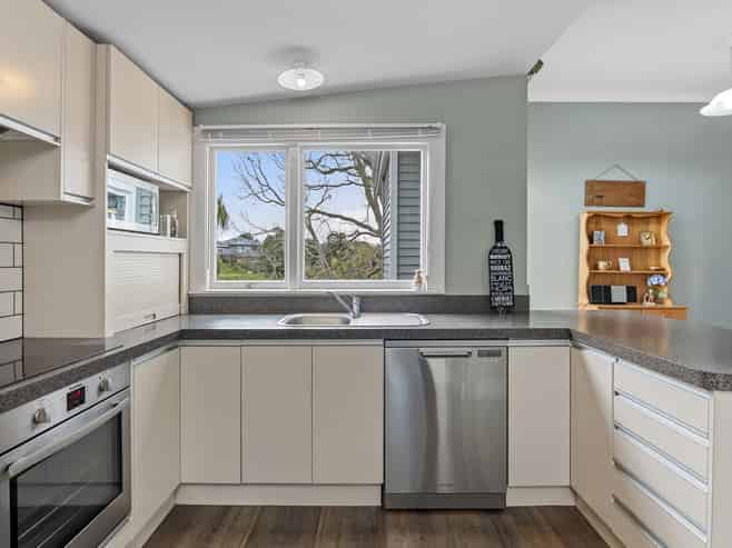 7 Whareora Terrace, Cashmere