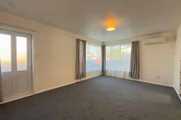 2/49 Lochee Rd, Upper Riccarton