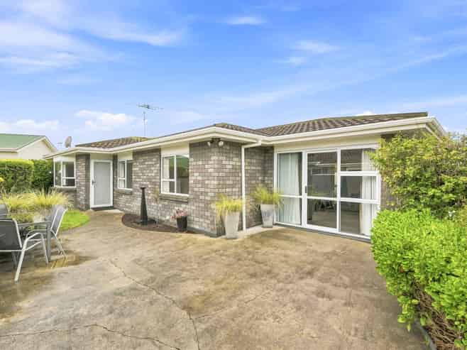 6A Waharua Place, Tawhero