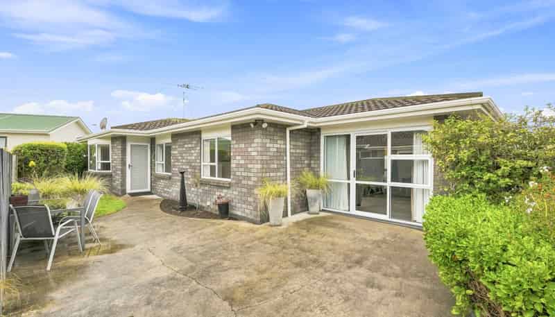 6A Waharua Place, Tawhero