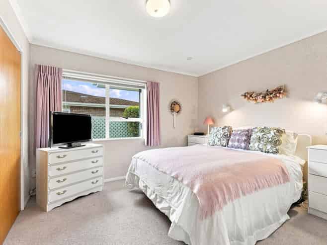 6A Waharua Place, Tawhero