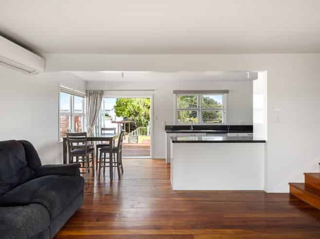 1067 Aberdeen Road, Te Hapara