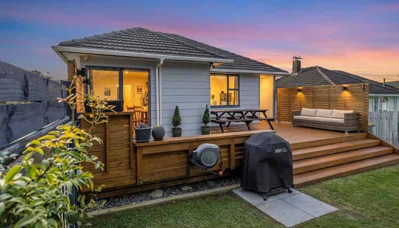 110 Main Road, Titahi Bay