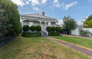 76 Roberton Road, Avondale