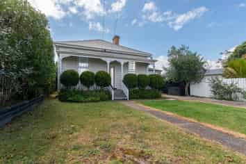 76 Roberton Road, Avondale