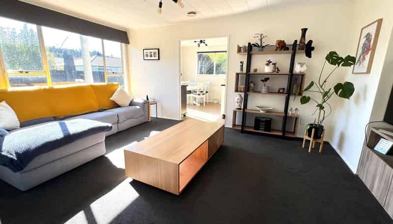 37 Border Road, Henderson