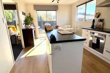 37 Border Road, Henderson