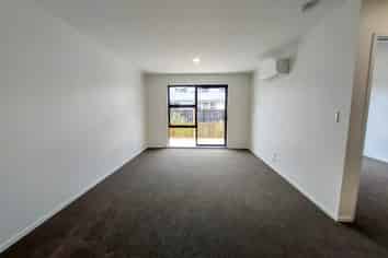 3/152 Old Farm Road, Hamilton East