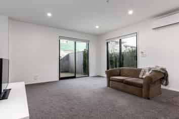 Unit 1/21 Hargest Crescent, SYDENHAM
